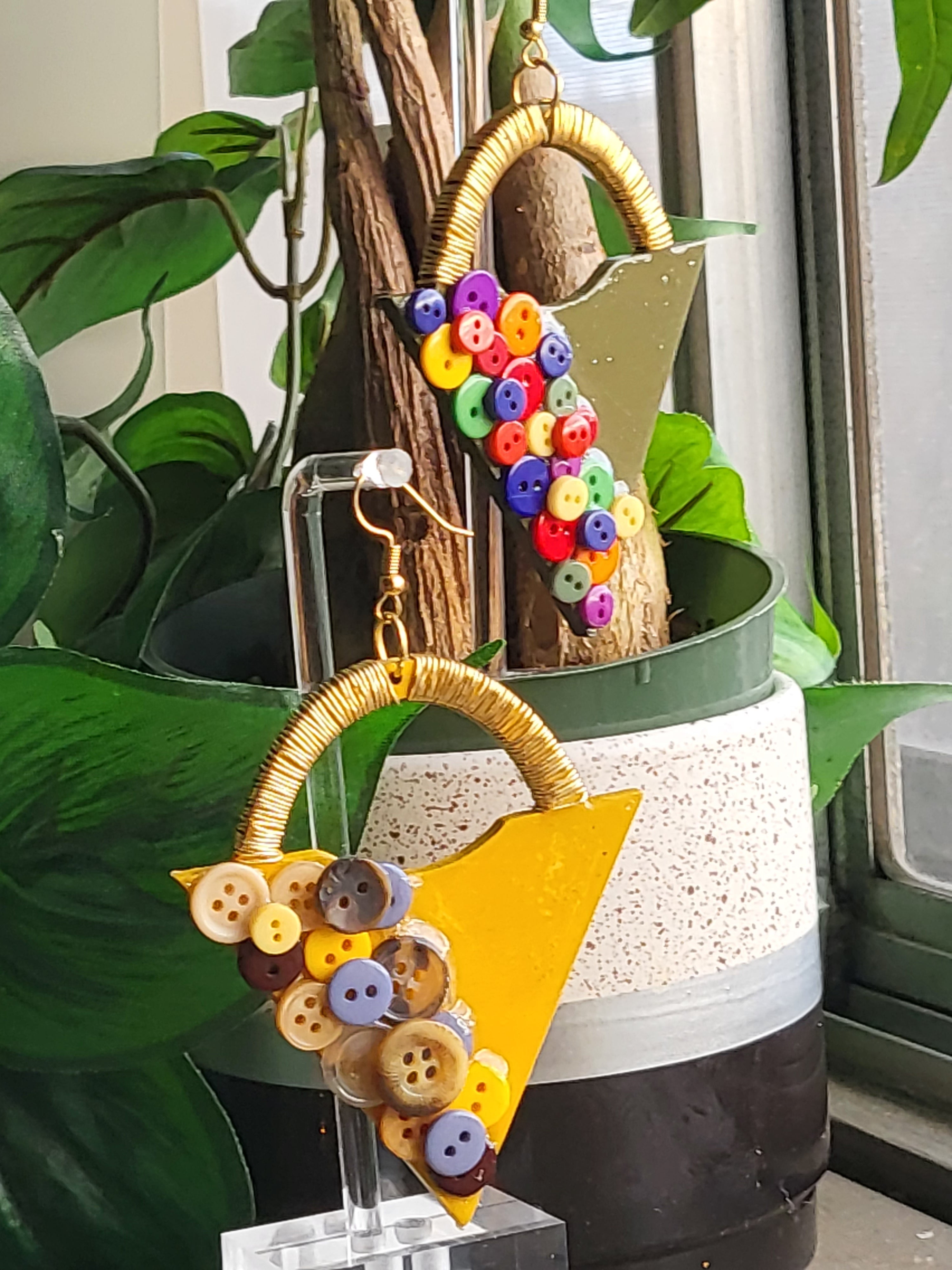 Triangle Buttons – Jameelah Jewelry